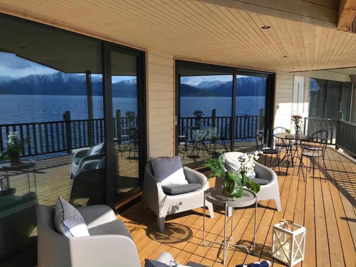 Panoramaresort In Hardangerfjorden Leilighet I Sjokanten Ved Hardangerfjorden For 7 Personer Boat , Sauna,Kajak, Sup For Rent Øystese Exterior foto