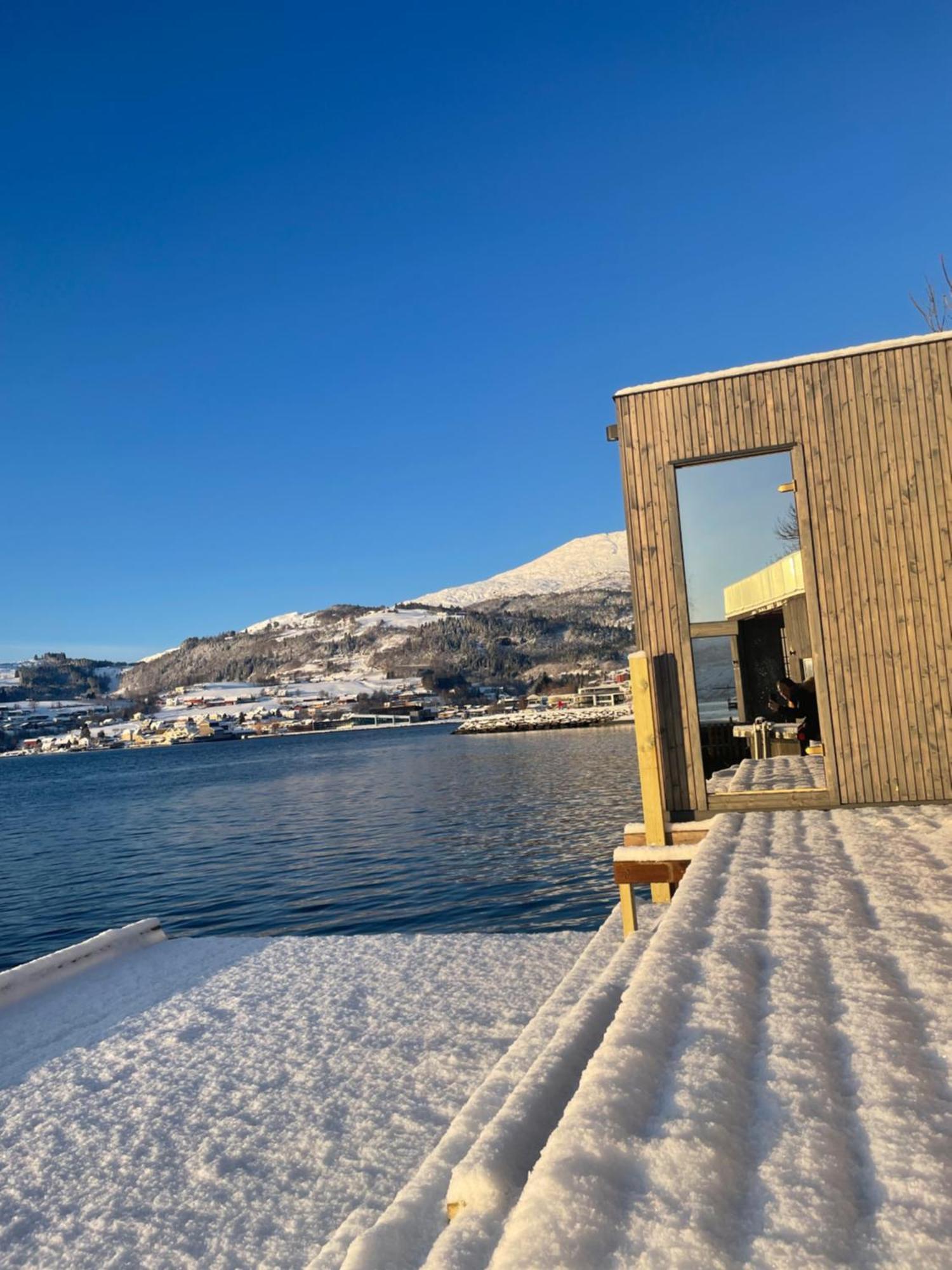 Panoramaresort In Hardangerfjorden Leilighet I Sjokanten Ved Hardangerfjorden For 7 Personer Boat , Sauna,Kajak, Sup For Rent Øystese Exterior foto
